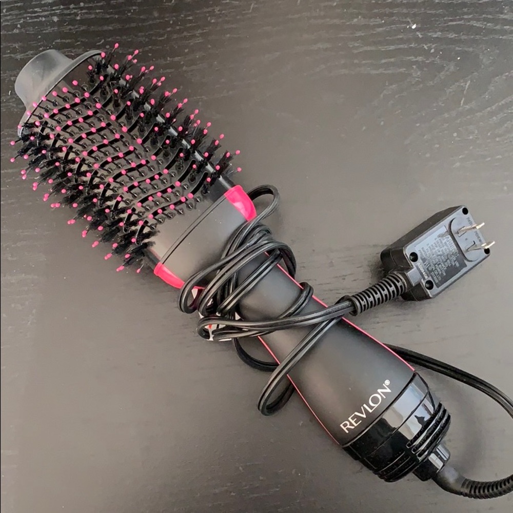 Revlon one step volumizer hair dryer